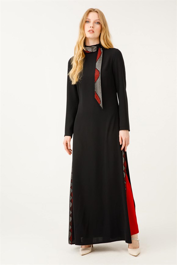 Elegant Suit with Stone Embroidered Trousers on Scarf and Slit Edge - Red